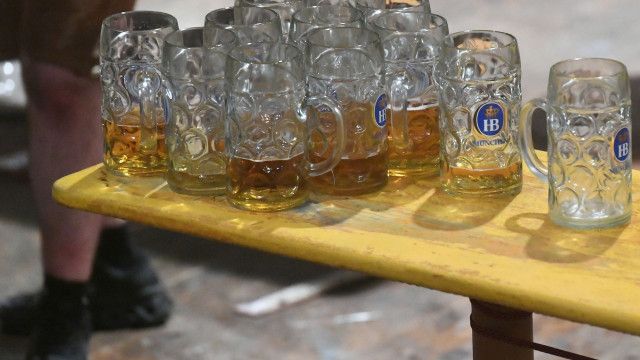 Dok 1: Ausgetrunken - Abschied vom Alkohol