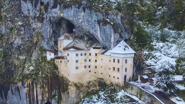 Wilde Schlösser: Predjama