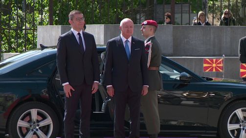 Live Spezial Live Spezial Folge 140: Nordmazedonischer Ministerpräsident Mickoski in Wien: Empfang mit militärischen Ehren