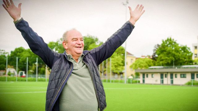 Herbert Prohaska: Der Ball, ein Leben