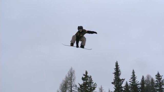 Snowboard Weltcup Slopestyle Flachau Damen & Herren (in voller Länge)