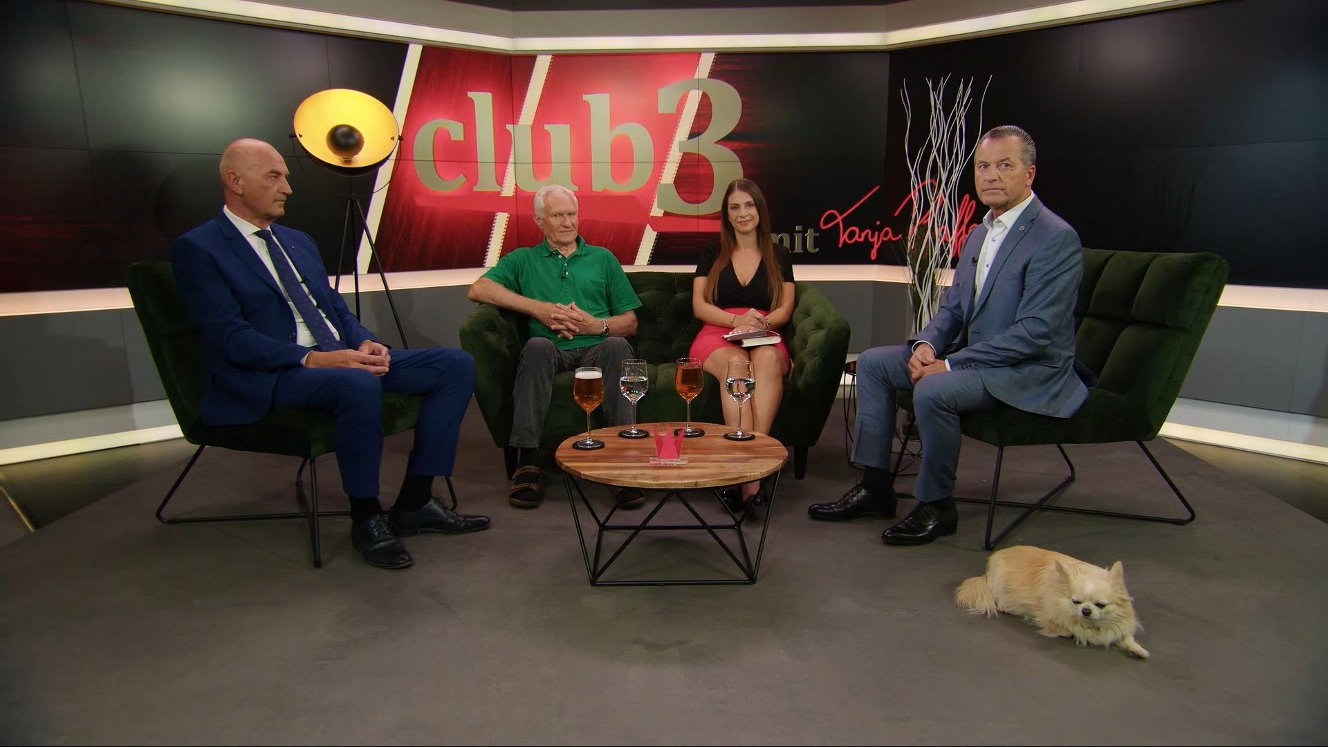 CLUB 3 - 10 Jahre "Wir schaffen das" - Vom Willkommensklatschen zur großen Ernüchterung mit Franz Schabhüttl, Gerald Tatzgern & Christian Dörfel, moderiert von Tanja Pfaffeneder
