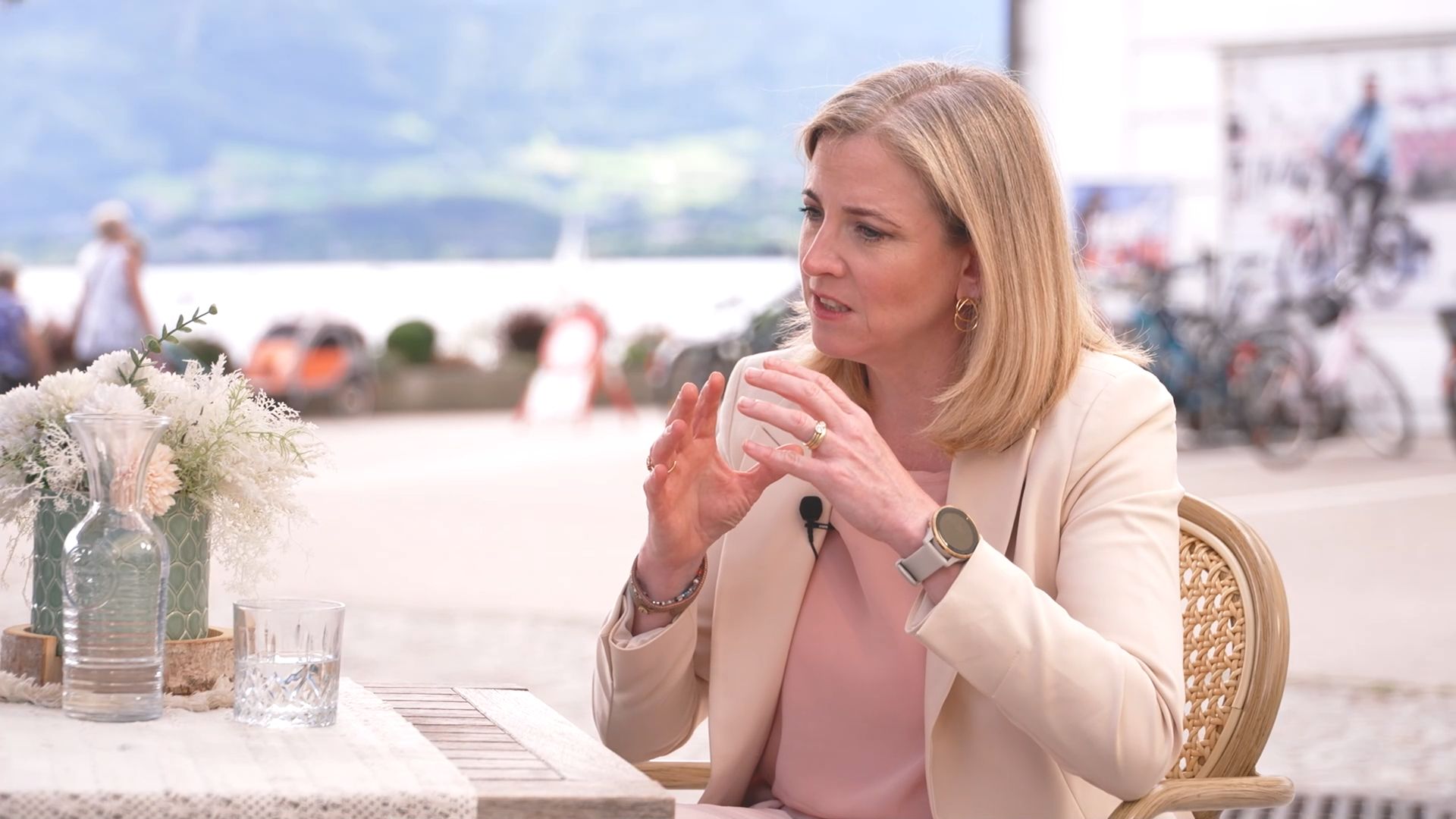 NEOS-Chefin: „Mit Schellhorn zufrieden, aber …“