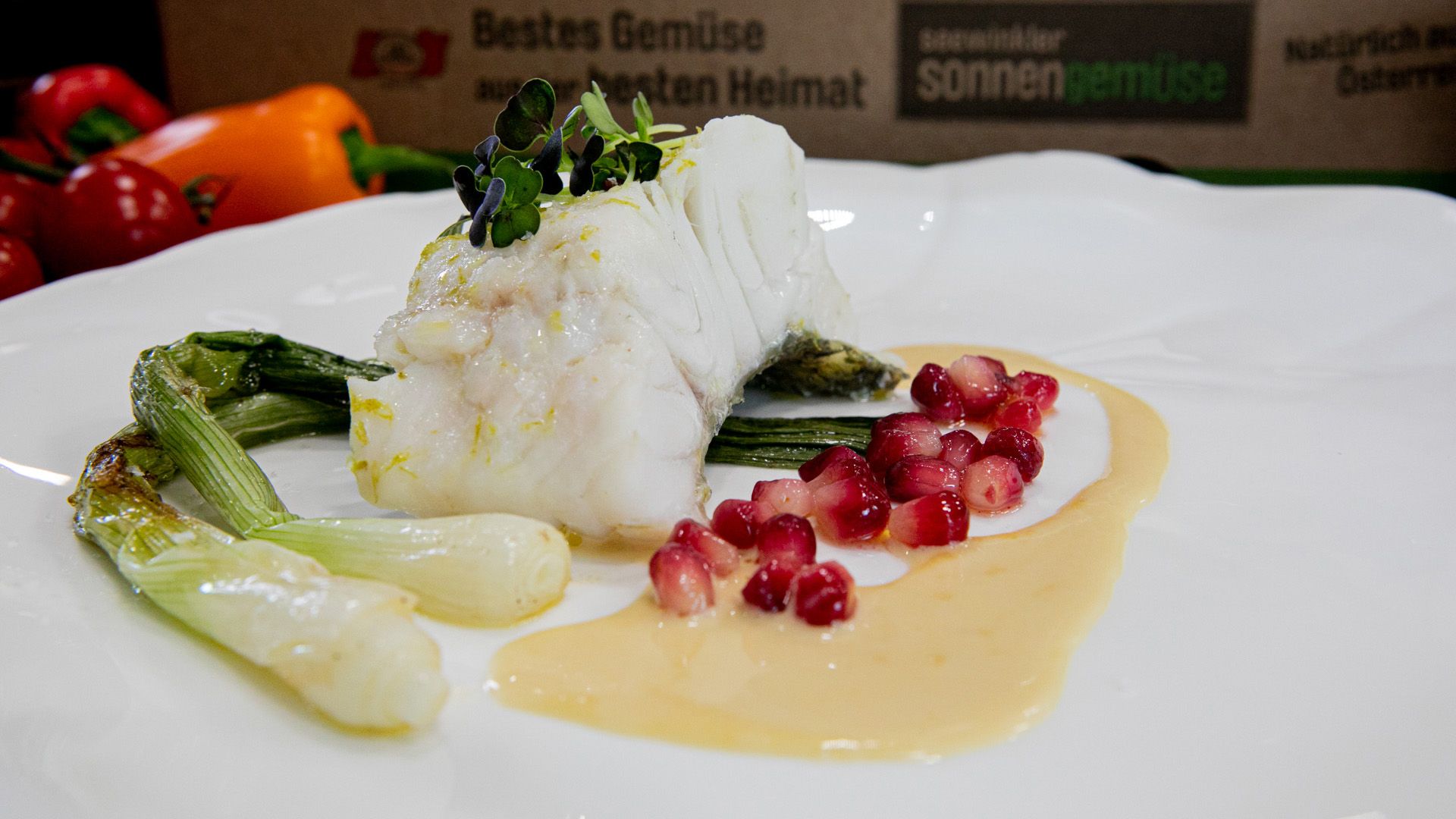 Zander mit Jungzwiebeln und Buttersauce