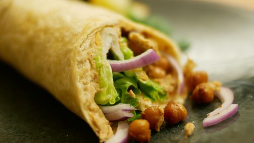 Let's Cook Let's Cook - Staffel 1 Folge 16: Gesunde Wraps mit Kichererbsen! [+ Hummus Rezept]