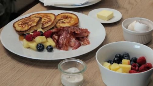 Letitcook, auch du kannst kochen Letitcook, auch du kannst kochen - Staffel 4 Folge 1: Pancakes mit Speck und Früchten