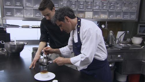 Die besten Köche der Welt - Zu Gast im Ikarus Die besten Köche der Welt - Zu Gast im Ikarus - Staffel 4 Folge 10: Pino Lavarra in Salzburg