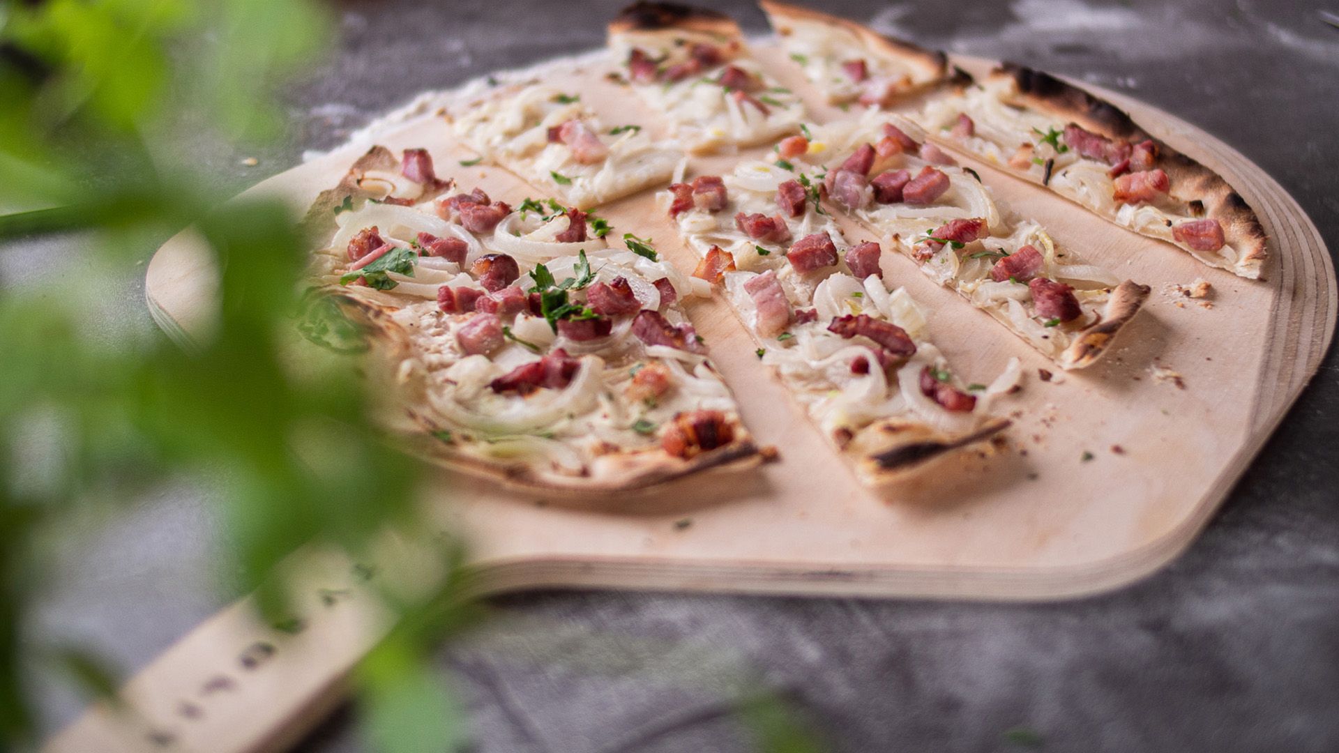 ELSÄSSER FLAMMKUCHEN - So machst du ihn zuhause!