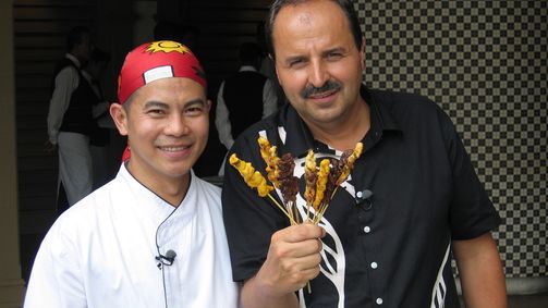 VIP Trip - Prominente auf Reisen 2 VIP Trip - Prominente auf Reisen 2 - Staffel 1 Folge 3: Malaysia mit Johann Lafer