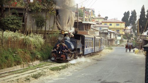 Planet Weltweit Planet Weltweit - Staffel 8 Folge 5: Die Teebahn von Darjeeling