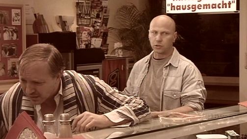 Dittsche - Das wirklich wahre Leben! Dittsche - Das wirklich wahre Leben! Folge 4: Auf der Flucht