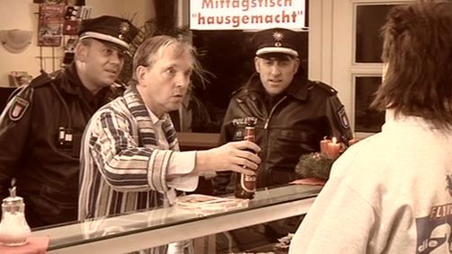 Dittsche - Das wirklich wahre Leben! Dittsche - Das wirklich wahre Leben! Folge 7: Blaues Auge