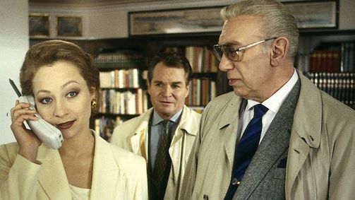 Derrick Derrick, Staffel 16 Folge 15: Das Floß
