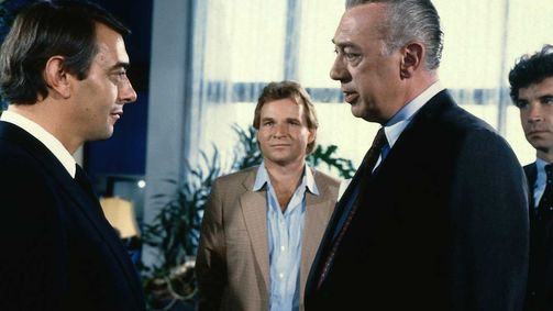 Derrick Derrick, Staffel 7 Folge 9: Via Genua