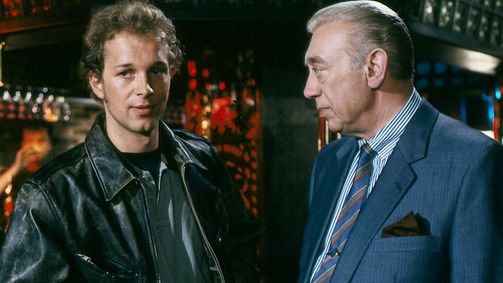 Derrick Derrick, Staffel 13 Folge 12: Der Augenblick der Wahrheit