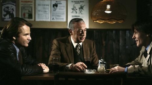 Derrick Derrick, Staffel 5 Folge 12: Der Tod sucht Abonnenten