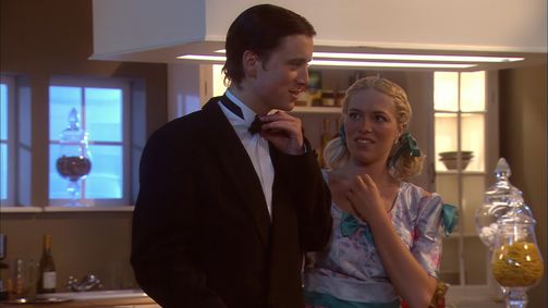 Amika Amika - Staffel 1 Folge 10: Seltsame Tischmanieren