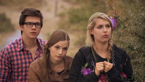 Hotel 13 Hotel 13 - Staffel 2 Folge 17: Weiße Flecken oder Gespenster