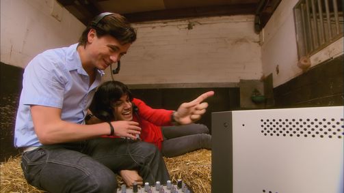 Amika Amika - Staffel 2 Folge 18: Davy Oliver & Roger Ringers