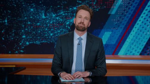 The Daily Show Staffel 31 Folge 77: 17. Juni 2026 - John Early