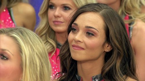 Dallas Cowboys Cheerleaders: Making the Team Staffel 14 Folge 5: Die Transformation beginnt