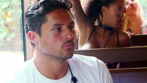Ex on the Beach Staffel 7 Folge 8: Marty mischt sich ein
