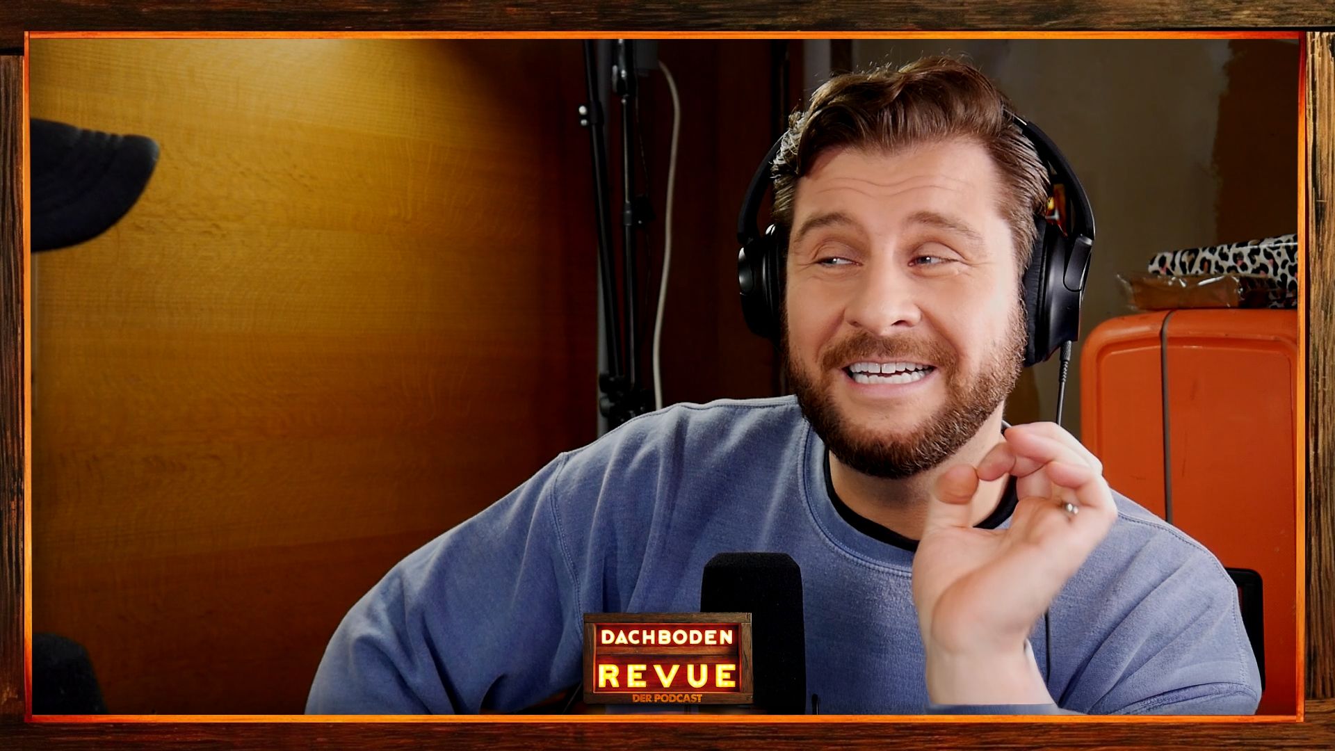 Männer, Bier und Pferdeschwänze!