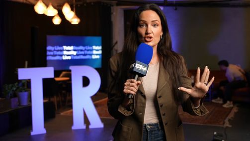 Total Reality Live Total Reality Live - Staffel 1 Folge 9: Rob Solo: "Mag keine Frauen die direkt geben!" Red Flag von 'Match My Ex'