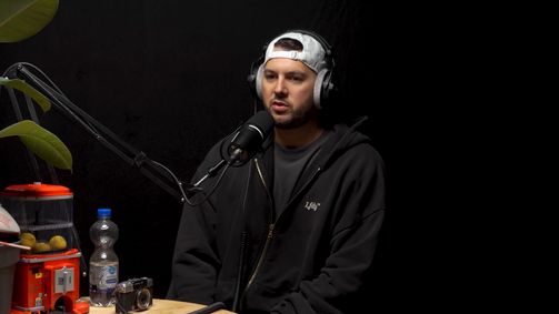 Never Meet Your Idols Never Meet Your Idols - Staffel 1 Folge 3: K-Fly - Vom Internet-Kid zun Rapper mit Millionen-Streams!