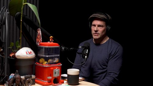 Never Meet Your Idols Never Meet Your Idols - Staffel 1 Folge 6: Monty Arnold - Synchron, Kritik & Früher war alles besser