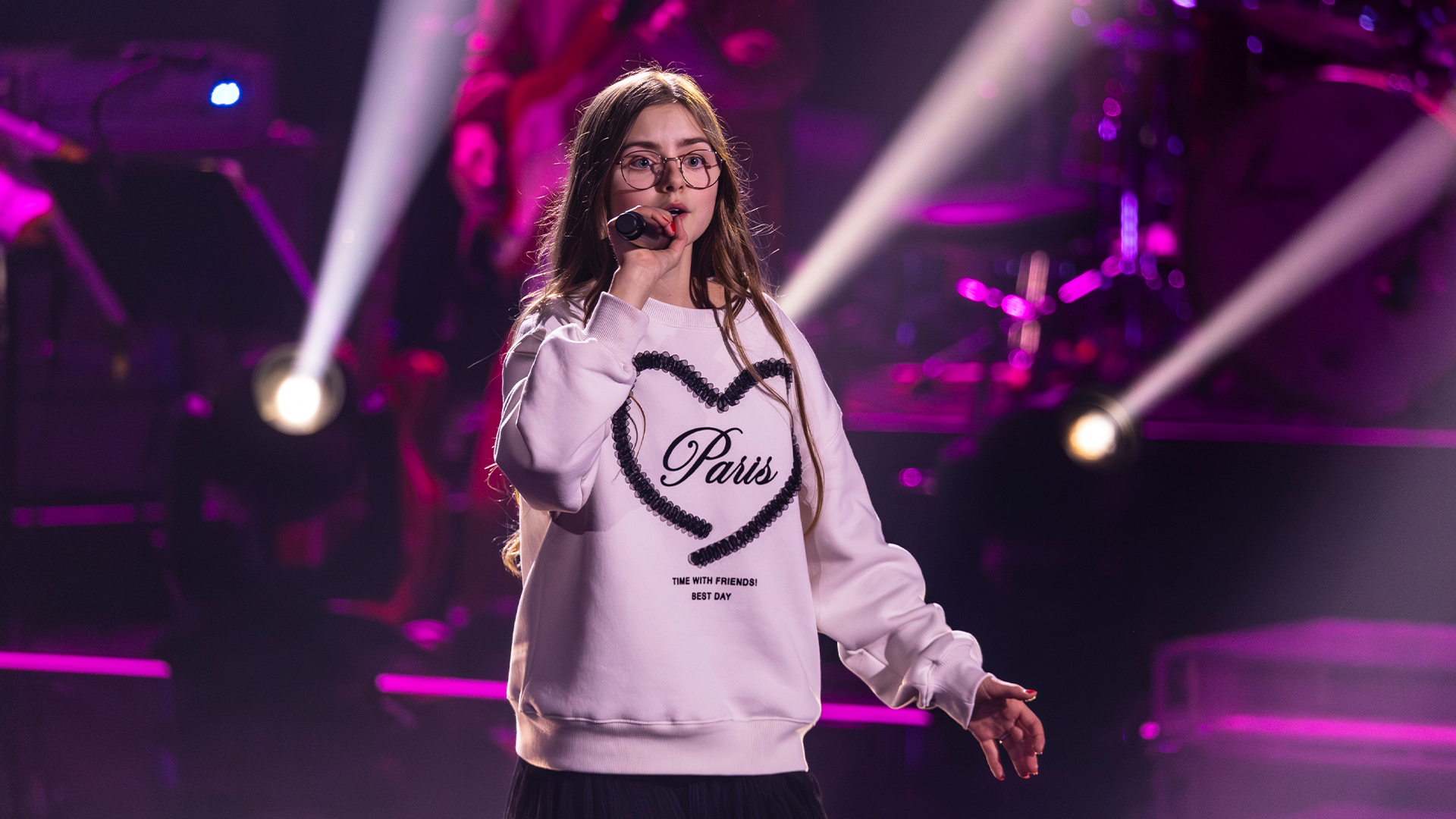 Lani punktet mit einem deutschen Song bei HE/RO: "Wir beide" von Juli