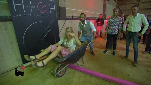 Bauer sucht Frau Bauer sucht Frau - Staffel 20 Folge 14: Staffel 20 Folge 14: Das große Scheibtruhenrennen