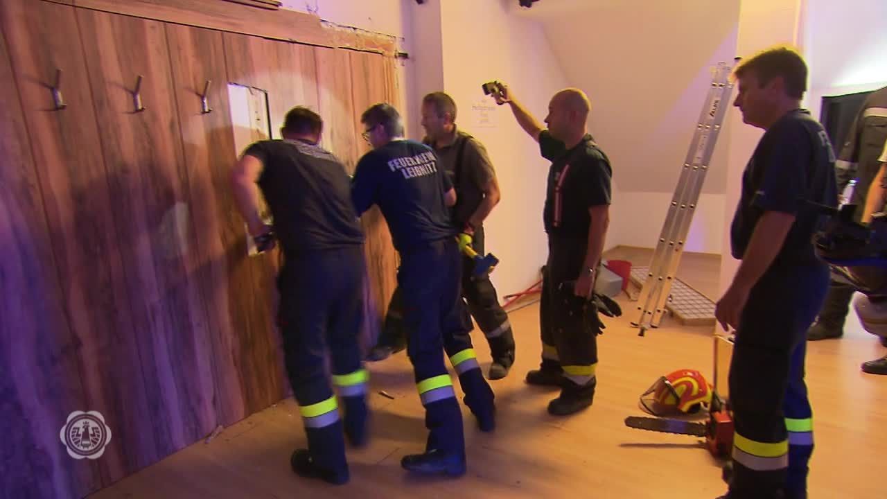Staffel 03 Folge 01 - Die Finanzpolizei