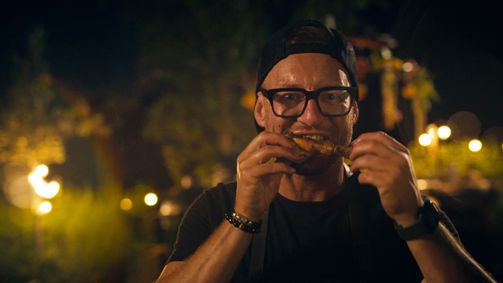 hektar Shots Hektar Shots - Staffel 1 Folge 5: Anzeige I  The BURNING HEN: Das beste Grillhendl der Welt