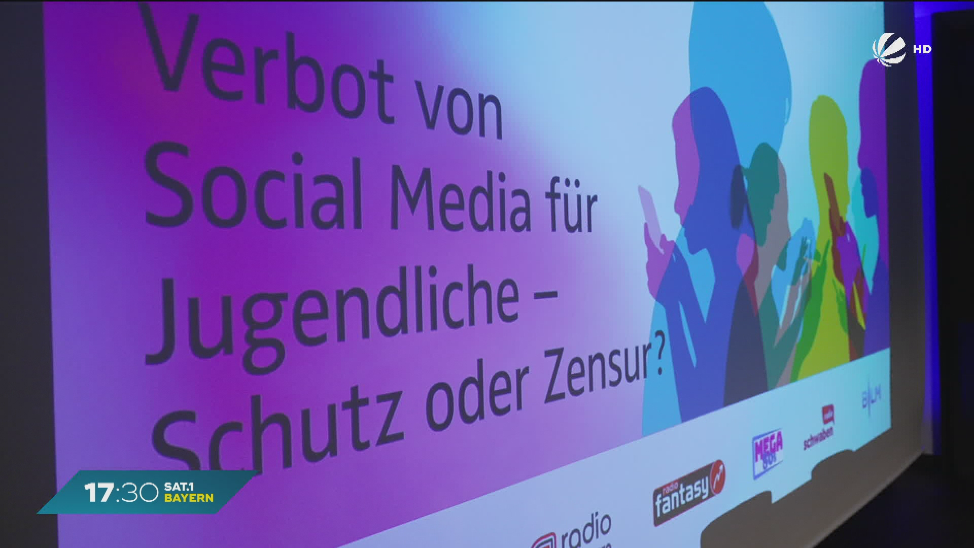 Gefahren von Social Media: Altersbeschränkung für Jugendliche sinnvoll?
