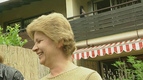 We are Family! So lebt Deutschland. We are Family! So lebt Deutschland. Folge 9: Angst um Mama