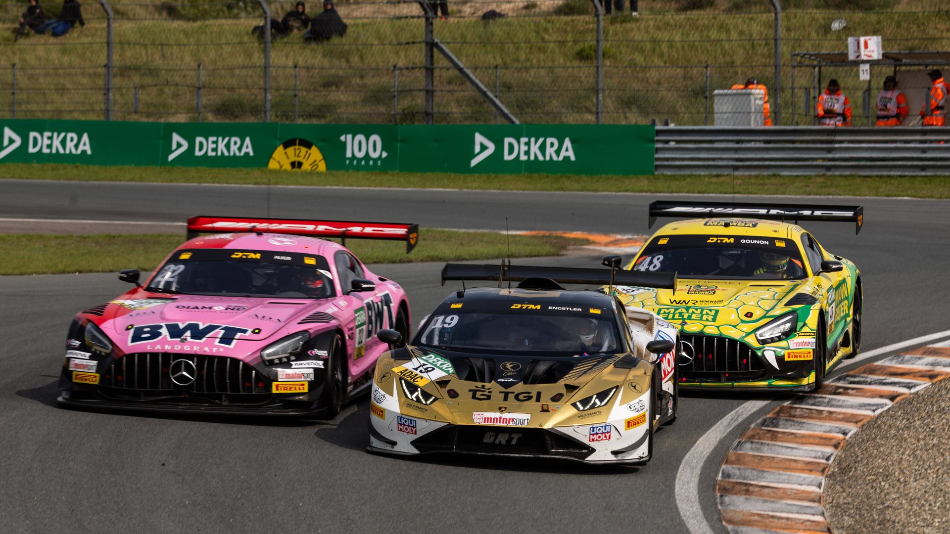 DTM: MennemTV Stammtisch Luca Engstler nach dem Rennen in Zandvoort