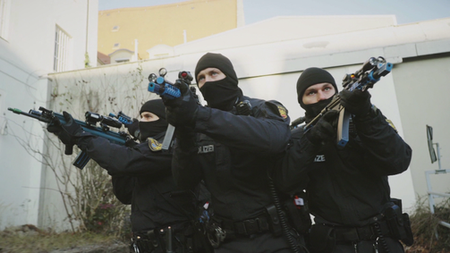 Real Rookies USK - Wer schafft es ins Kommando? Real Rookies USK - Wer schafft es ins Kommando? Folge 3: Lebensbedrohliche Einsatzlagen