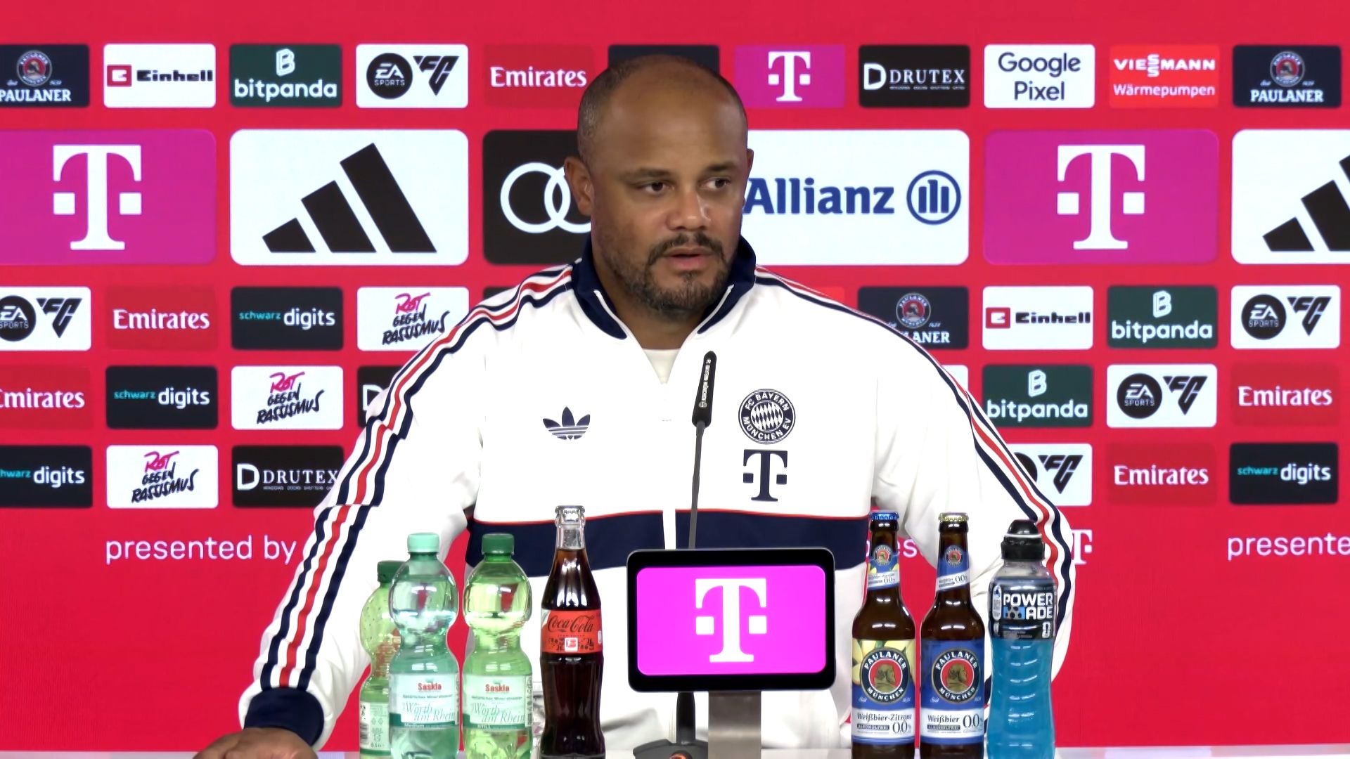 FC Bayern - Kompany über VfB Stuttgart: "Wie ein Premier-League-Spiel"