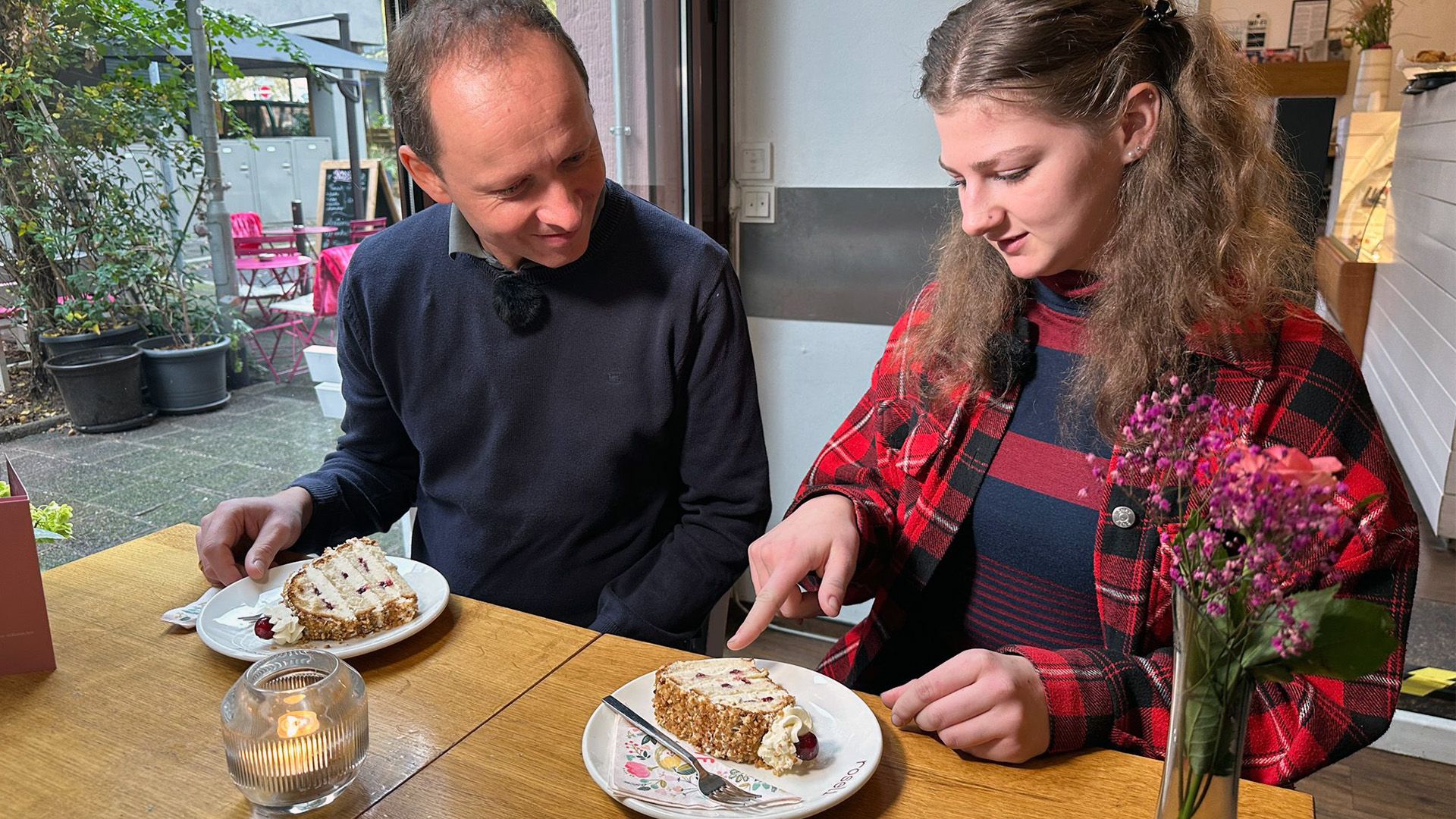 Themen u. a.: Frankfurter Kranz - Konditor Florian Löwer testet den Klassiker
