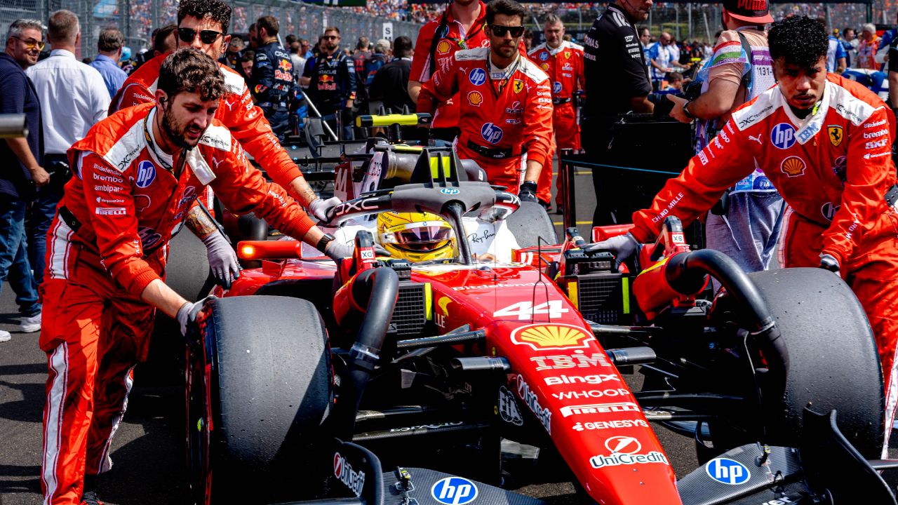 Formel 1 - Fans rechnen mit Ferrari ab: "WM selbst verspielt"