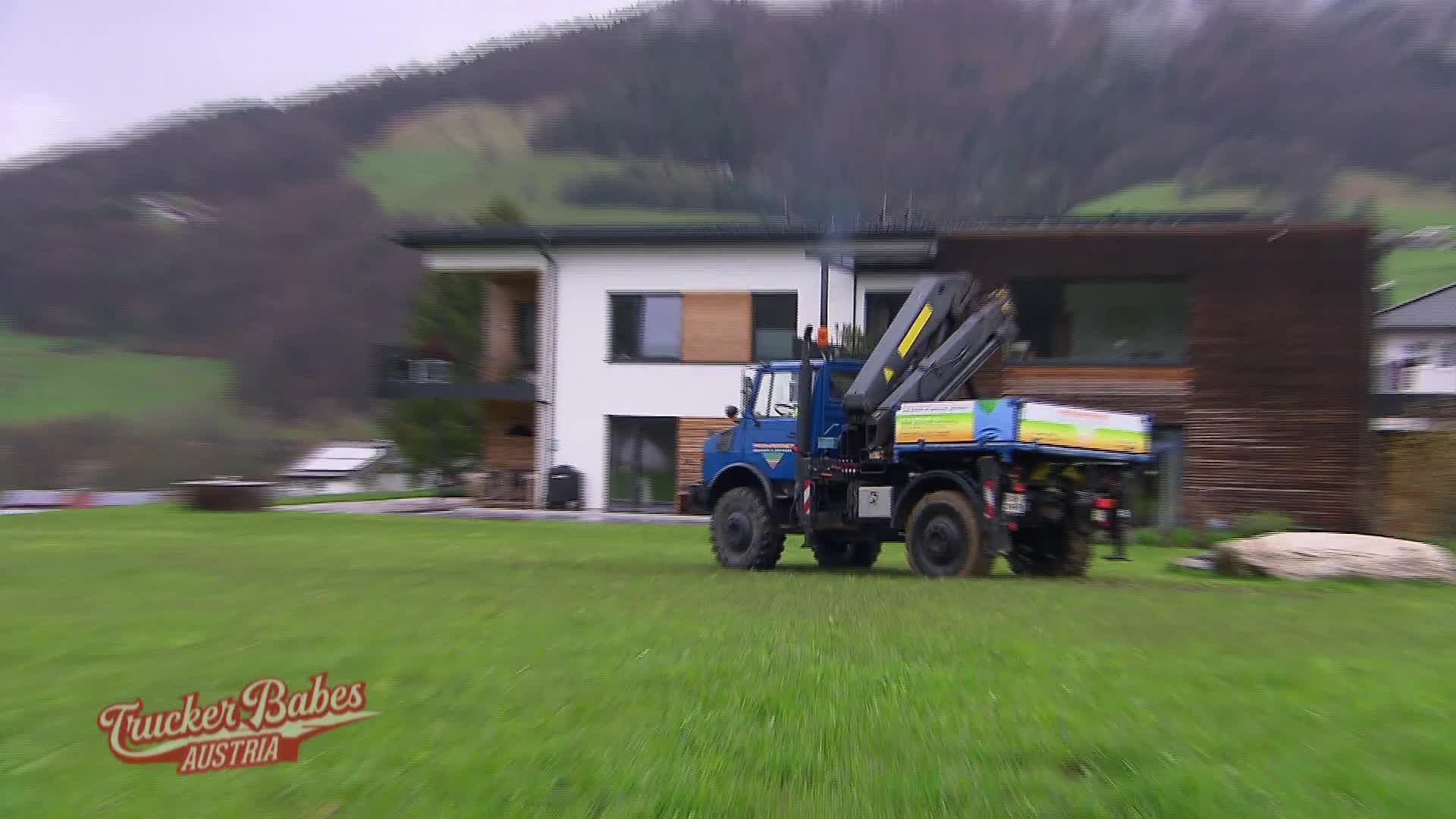 Caro und der Unimog