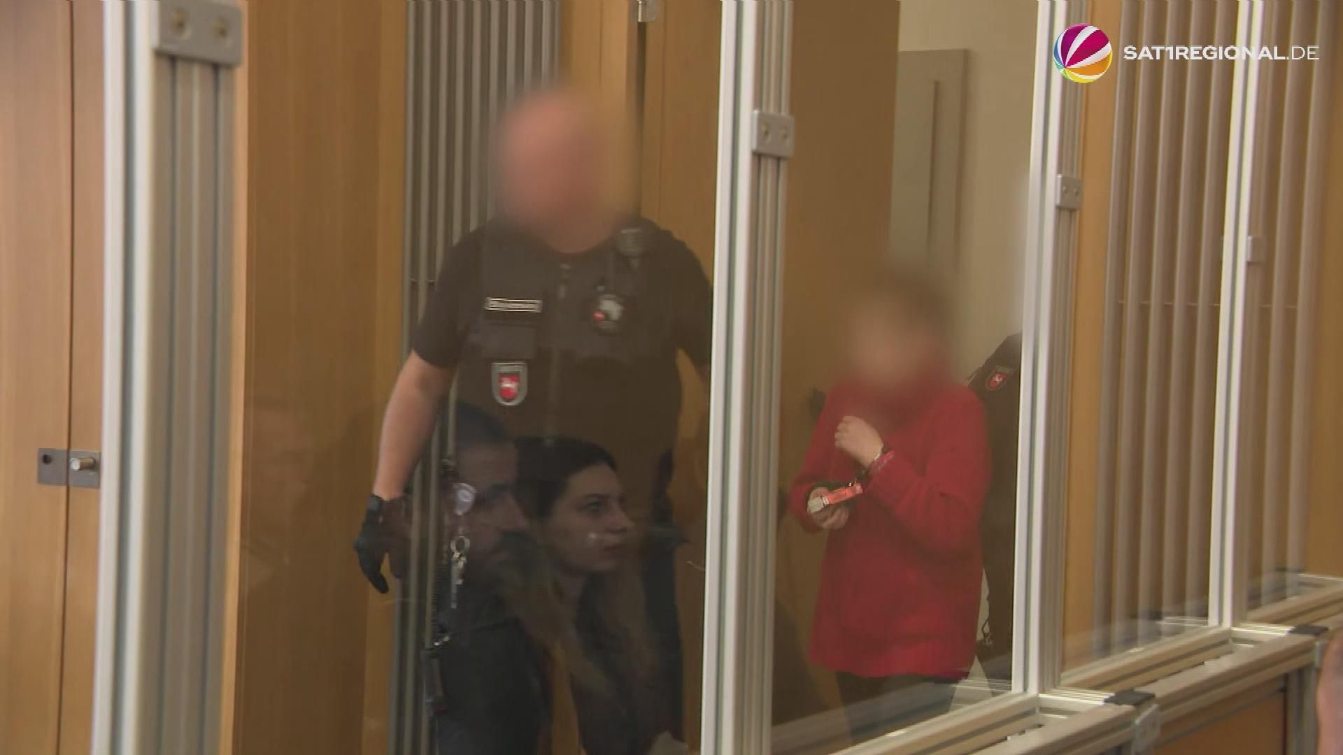 Haushaltshilfe misshandelt? Vier Angeklagte aus Salzgitter vor Gericht