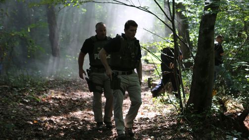 Homicide Hunter - Dem Mörder auf der Spur Homicide Hunter - Dem Mörder auf der Spur Folge 9: Tod im Wald