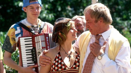 Familie Dr. Kleist FAMILIE DR. KLEIST - 01. STAFFEL Folge 8: Ein Fest mit Folgen