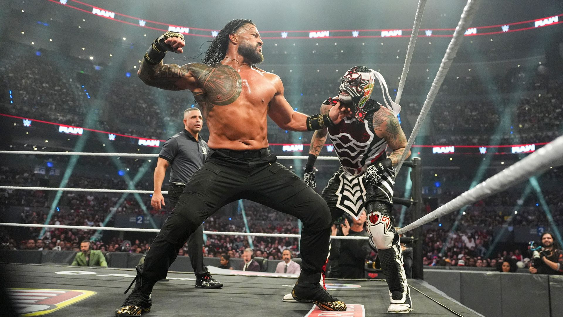 Duell der Schwergewichte: Roman Reigns gegen Penta