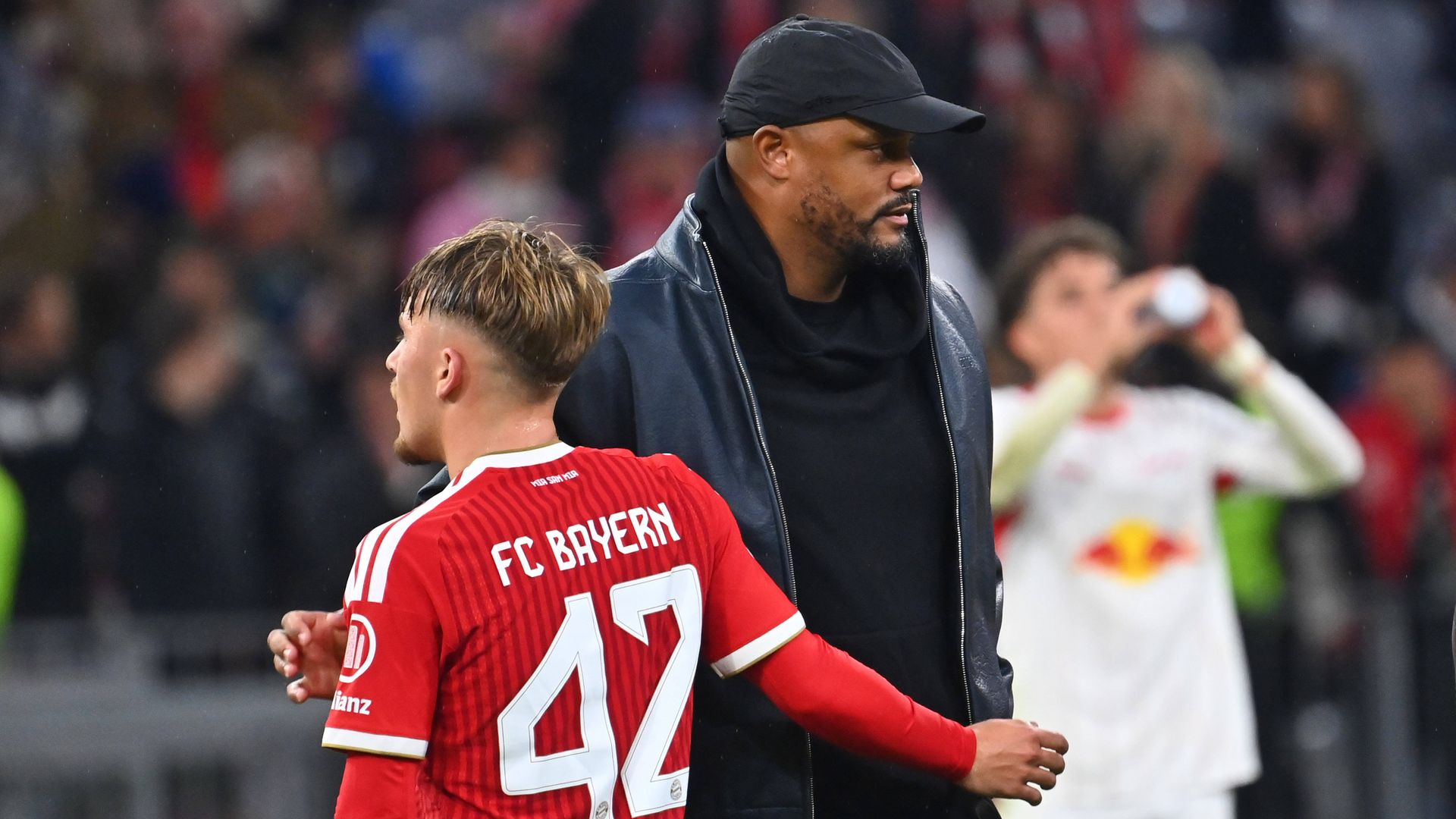 FC Bayern: Vincent Kompany über die Probleme von Lennart Karl