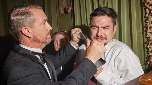 History's Greatest Heists mit Pierce Brosnan - Spektakuläre Raubüberfälle History's Greatest Heists mit Pierce Brosnan - Spektakuläre Raubüberfälle Folge 1: Der Lufthansa-Raub