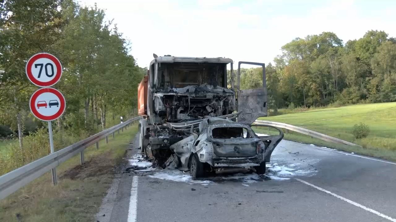 Tödlicher Unfall bei Heroldsberg: Autofahrer bei Frontalcrash gestorben