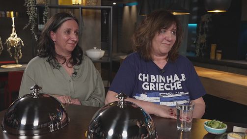 Das Schnäppchen-Menü - Drei Gänge, fertig, los! Das Schnäppchen-Menü - Drei Gänge, fertig, los! Folge 1: Griechische Schwesternliebe gegen verliebte Uni-Dozenten